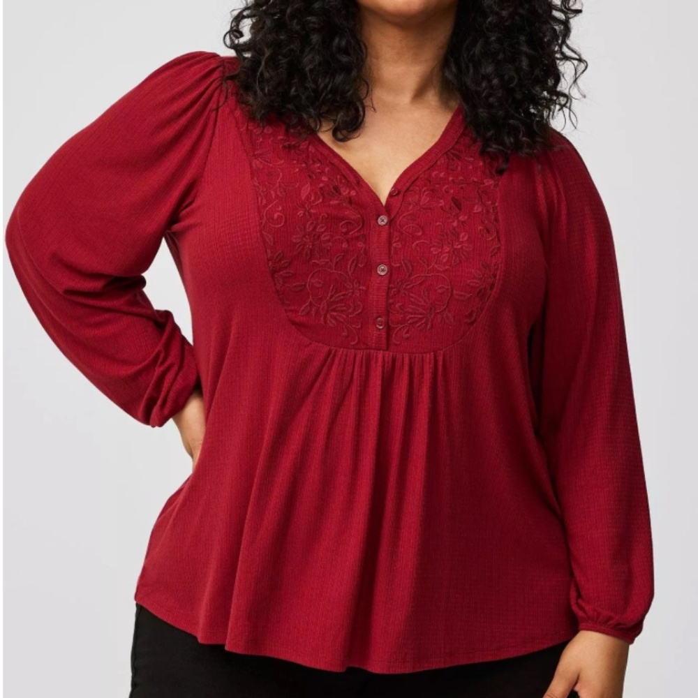 Torrid Textured Jersey, V-Neck, Embroidered, Long Sleeve Top  SZ 3X NWT